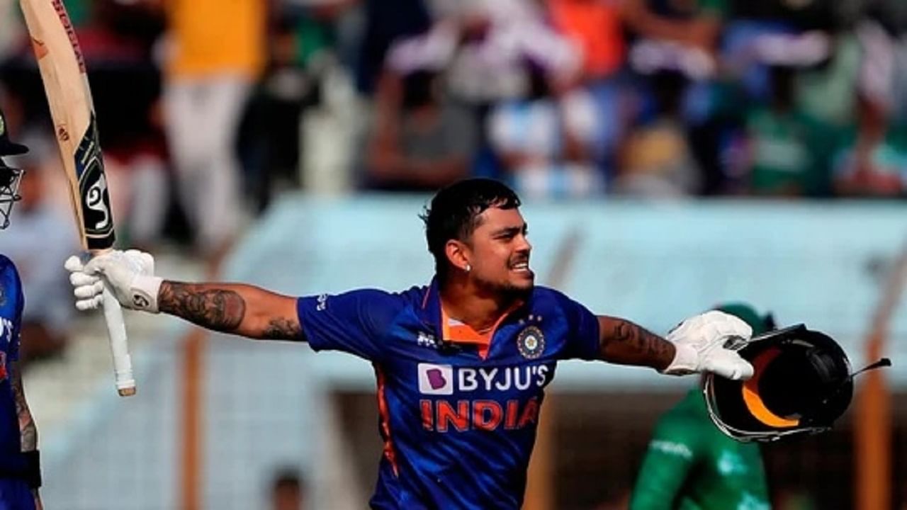 Ind vs BAN 3rd ODI: इशान किशनचं शानदार दुहेरी शतक, बांगलादेशच्या गोलंदाजांना धू-धू धूतला Ind vs BAN 3rd ODI: इशान किशनचं शानदार दुहेरी शतक, बांगलादेशच्या गोलंदाजांना धू-धू धूतला