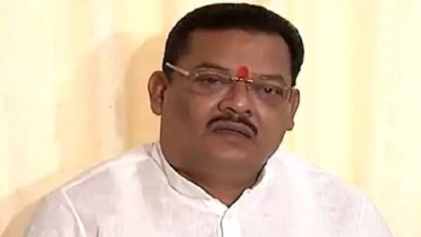 ग्रामपंचायत निवडणुकीत धमक्या देणं योग्य नाही, संजय शिरसाठ यांचा नितेश राणे यांना सल्ला