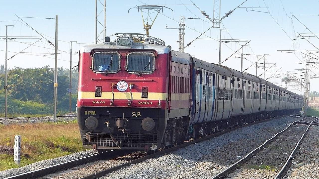 Indian Railway: यात्रीगण कृपया ध्यान दें! प्रवासादरम्यान तुमचे सामान चोरीला गेले असल्यास काळजी करू नका, अशा प्रकारे नुकसान भरून काढले जाईल