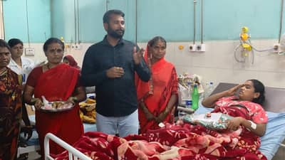 वाढदिवस शरद पवार अन् जयंती मुंडेंची, नशीब उजळलं  12 बाळांचं, बीडच्या मामाचा आनंद पाहा...