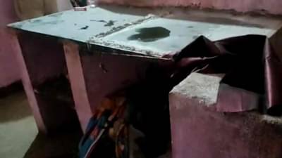 शेंदूर फासलेल्या दगडांखाली चक्क मृतदेह पुरला! 3 महिन्यांनी कसा समोर आला प्रकार?