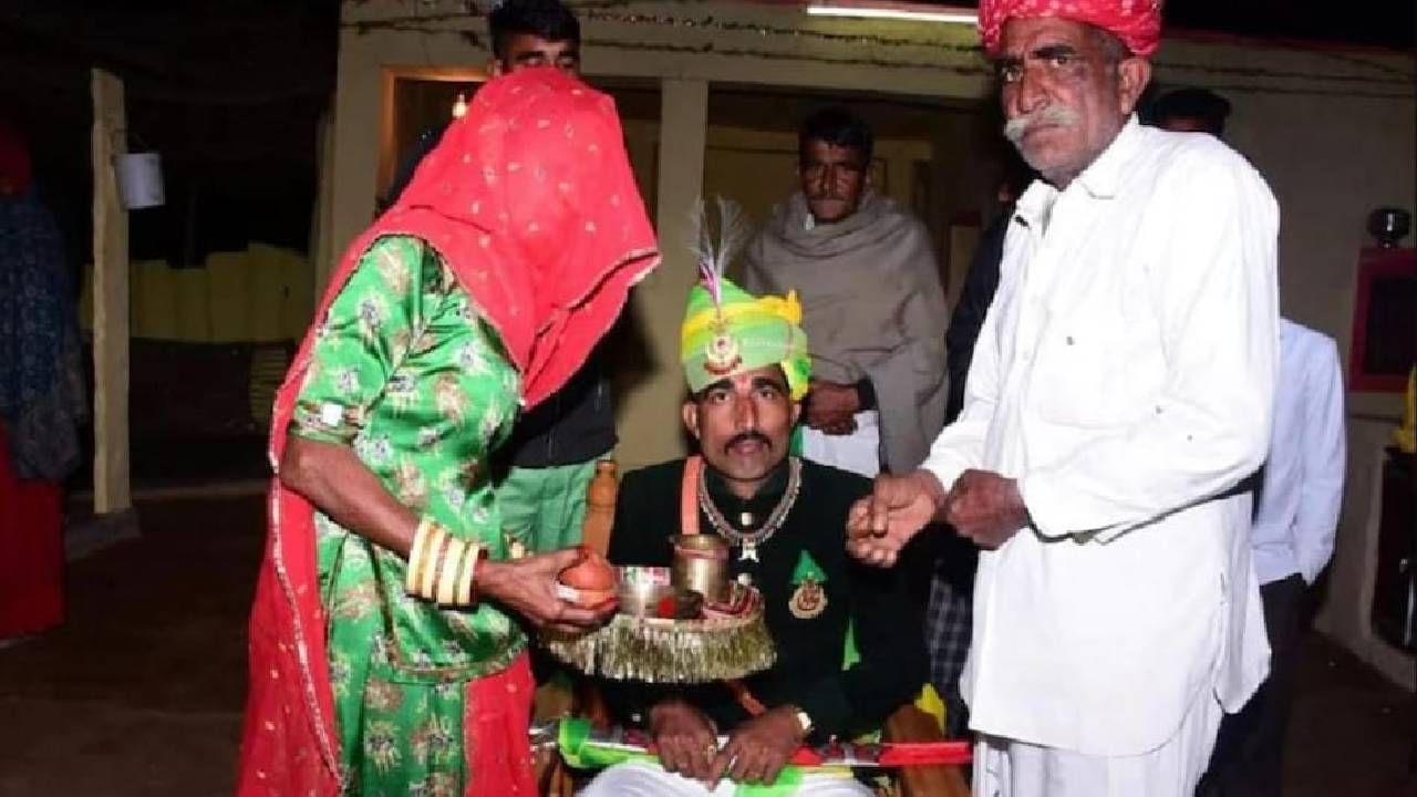 Wedding : लग्नघरी मृत्यृचे दररोज टपाल, नवरदेवाच्या घरी दुःखाचे सावट, 5 दिवसांत 31 नातेवाईकांचा मृत्यू