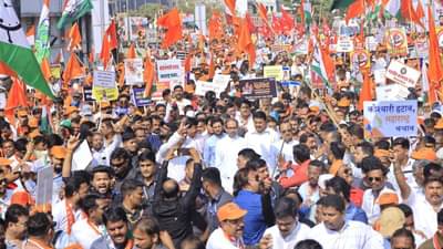 हवा तेज चलती है दिनकरराव... टोपी संभालो...उड जाएगा...; ठाकरे-शिंदे गटाची मोर्चावरून डायलॉगबाजी