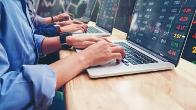 Share Market : पुढील आठवड्यात शेअर बाजाराची काय राहील दशा आणि दिशा, काय म्हणतात बाजारातील तज्ज्ञ?