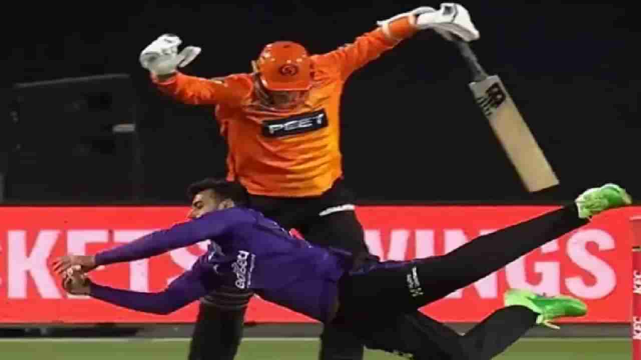 Big Bash League: Shadab khan च्या एका कॅचने फिरली मॅच, VIDEO मध्ये पहा हा आश्चर्यकारक झेल