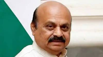 बोम्मईंनी पुन्हा तिच री ओढली, महाराष्ट्राला एक इंचही जमीन देणार नाही...