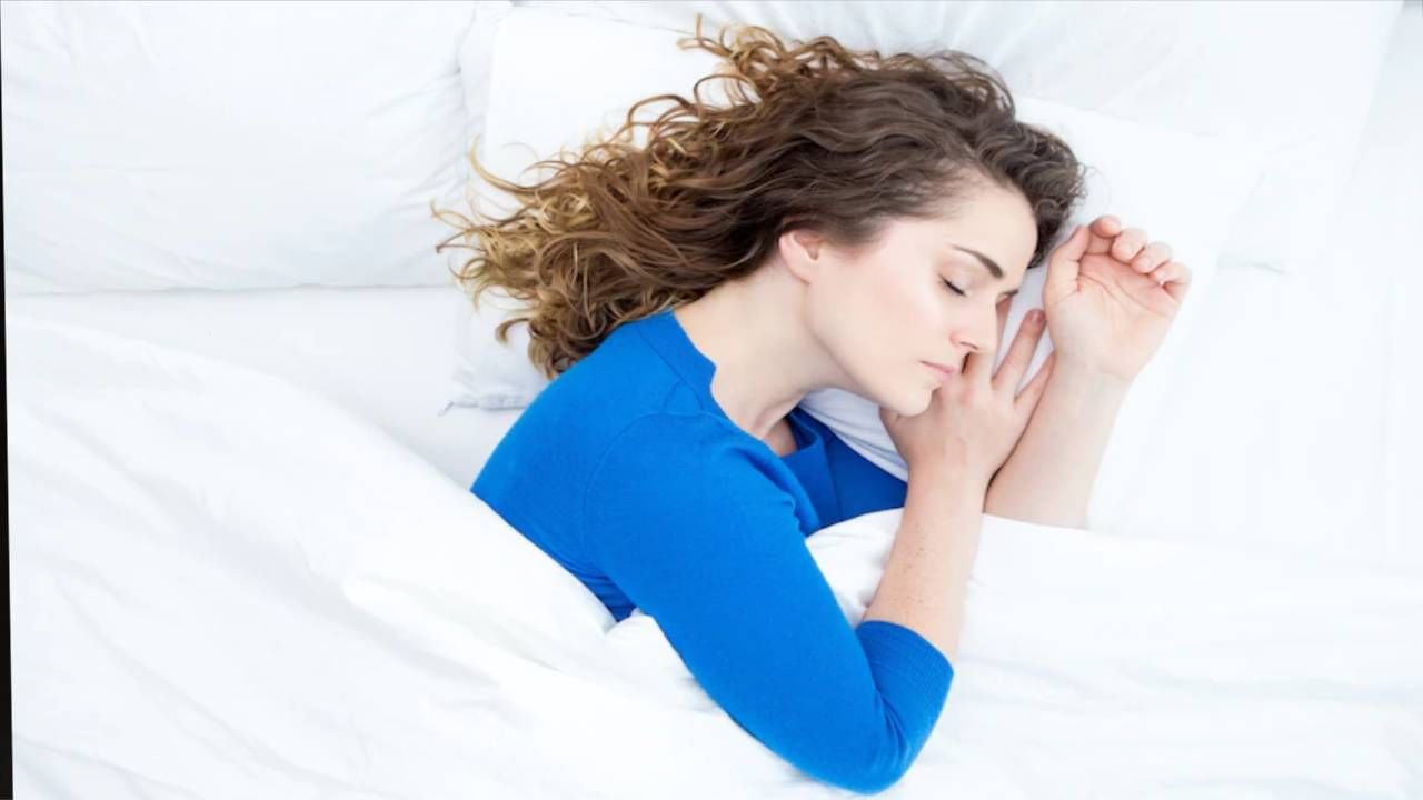 Winter Sleep: थंडीत डोळे उघडवत नाहीत ? एवढी झोप का येते माहीत्ये का ?