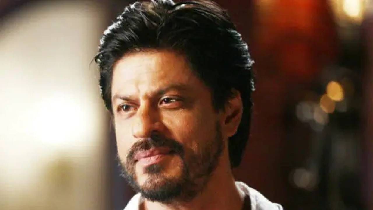 Shah Rukh Khan | या कारणामुळे शाहरुख खान रूम बंद करून मुलांसोबत ढसाढसा रडायचा...