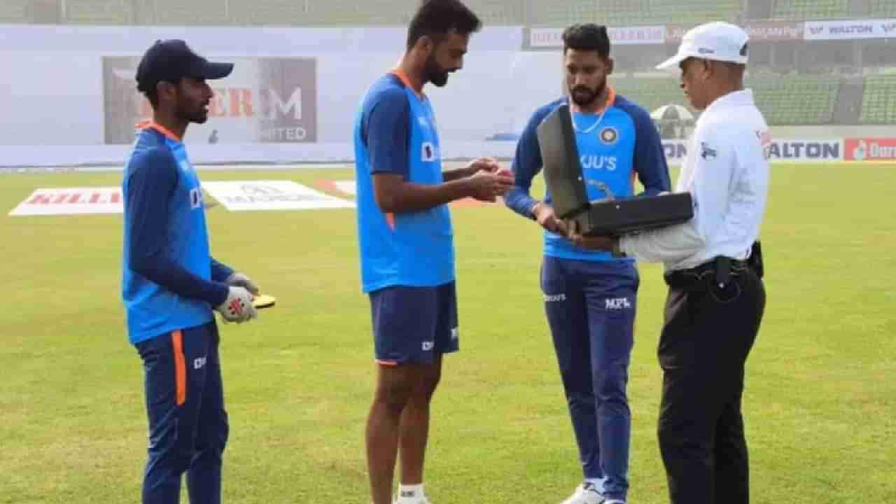 IND vs BAN 2nd Test: 12 वर्षानंतर तो पुन्हा टीम इंडियात, पण त्यासाठी कुलदीप यादववर अन्याय