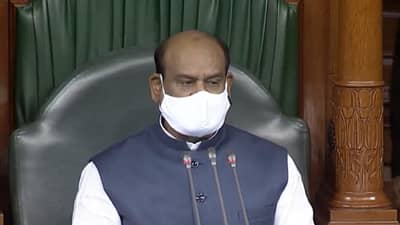 आता पुन्हा मास्कची सक्ती होणार? देशातील कोणत्या महत्वाच्या ठिकाणी मास्क सक्तीचा करण्यात आला? जाणून घ्या