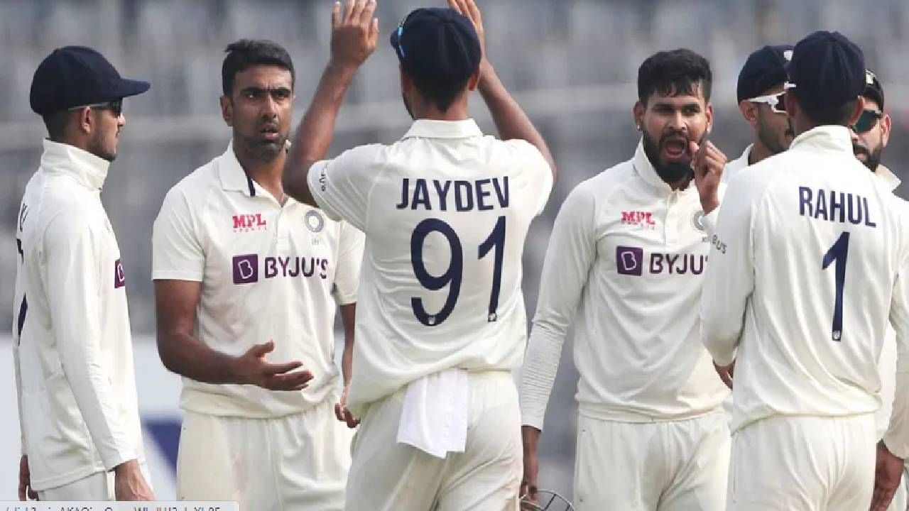 IND vs BAN 2nd Test Day 1: उमेश-अश्विनसमोर बांग्लादेशी फलंदाज ढेपाळले, दिवसअखेर अशी आहे स्थिती