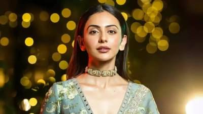 रकुल प्रीत सिंह हिने 11 तास पाण्यामध्ये केले शूट, म्हणाली करिअरमधील सर्वात...