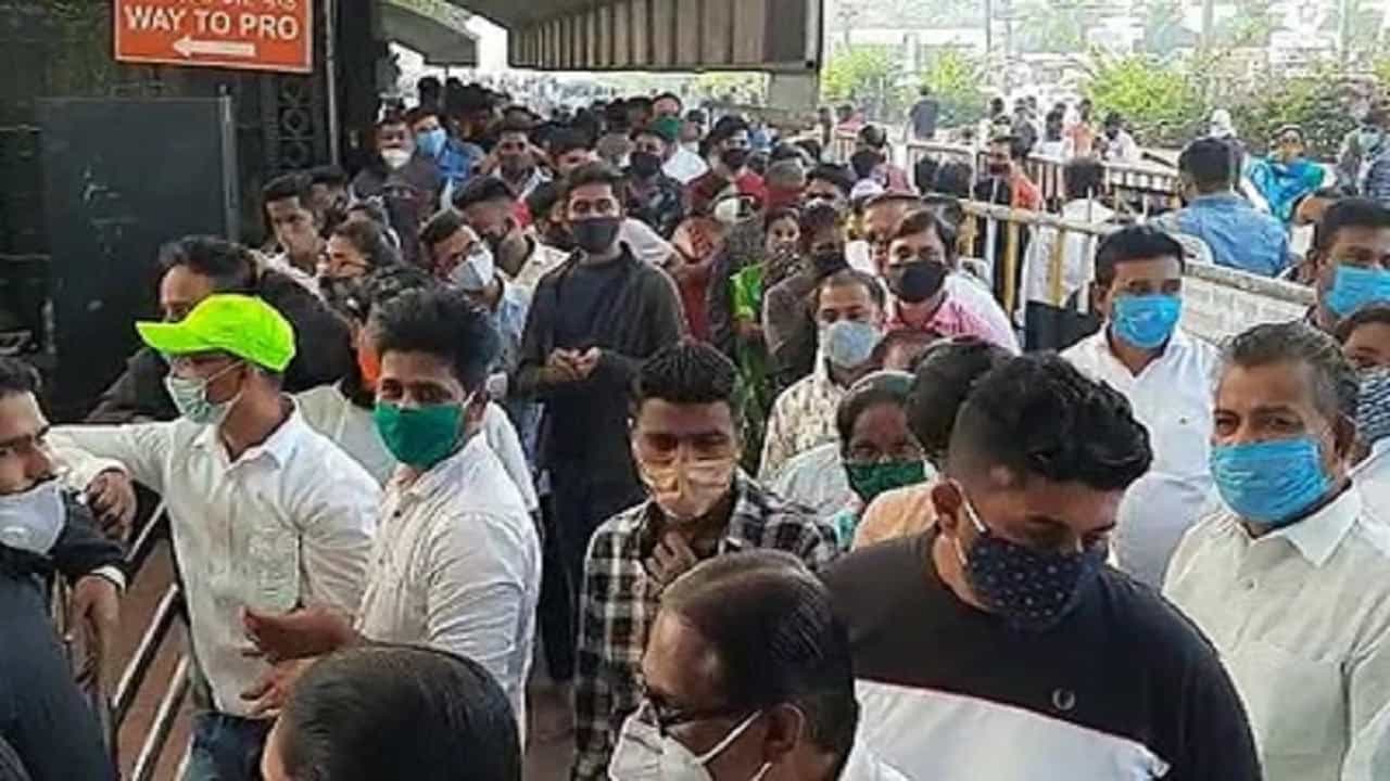 चीनच्या कोरोनाचा देवस्थानांनी घेतला धसका, राज्यातील ठिकठिकाणच्या मंदिरात कोणते नियम पाळावे लागणार?