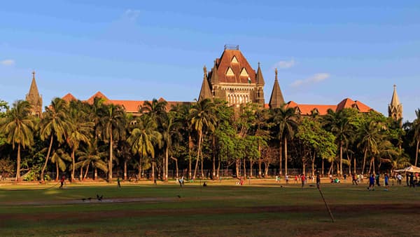 बुलेट ट्रेनला मुंबई उच्च न्यायालयात ग्रीन सिग्नल, विरोधातील याचिका फेटाळली