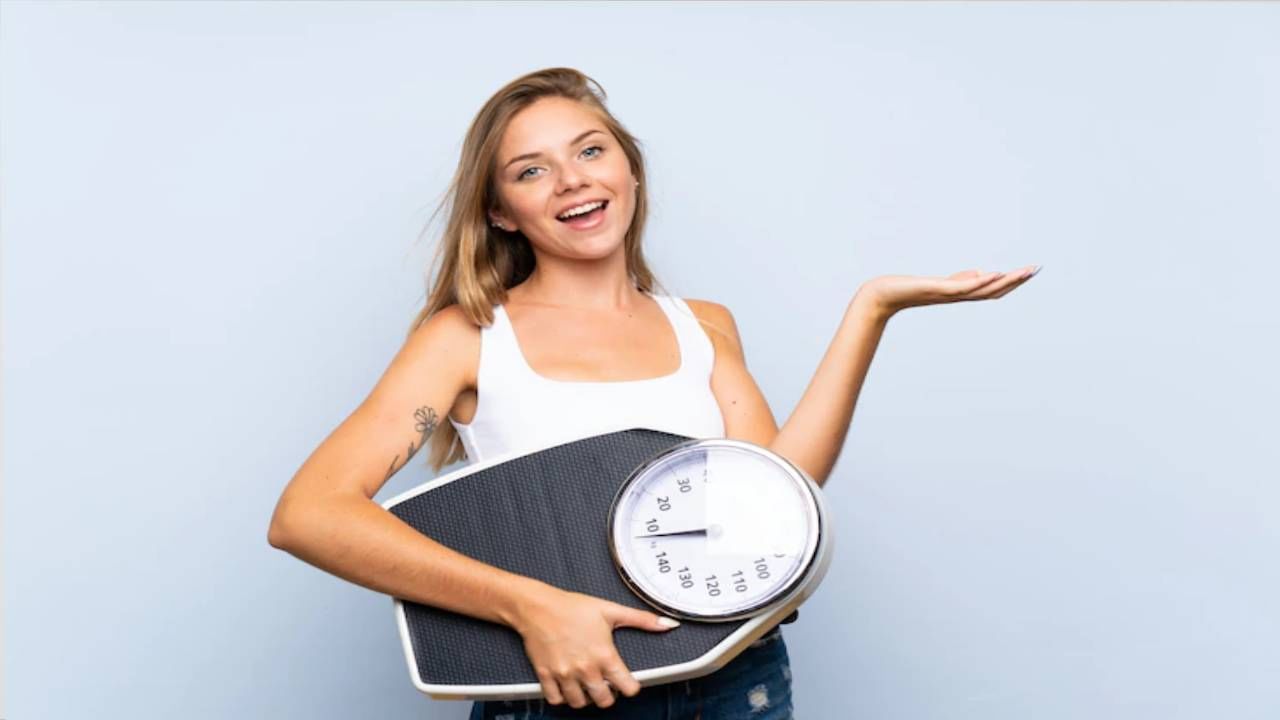 Weight Loss Tips: स्वयंपाकघरातील 'या'  पदार्थांनी वेगाने कमी होईल वजन