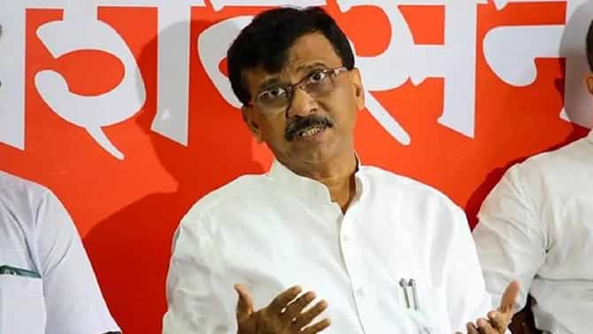 शिंदे गटाच्या मंत्र्यांच्या भ्रष्टाचाराच्या फायली भाजपच देतंय, संजय राऊत यांनी बॉम्ब टाकला; राजकीय वर्तुळात खळबळ