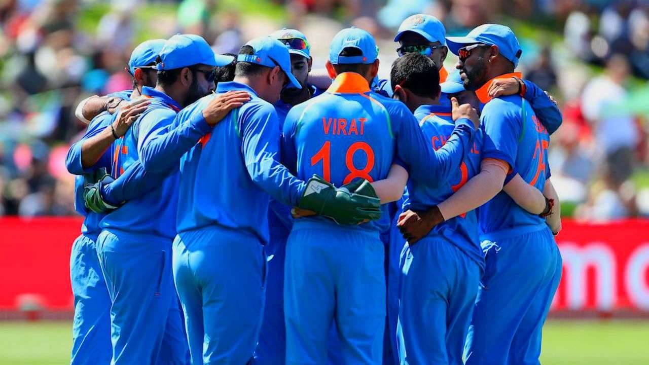 Team India: टीम इंडियात स्थान न मिळाल्याने बॅट्समनच्या डोळ्यात अश्रू, हॉटेलमधल्या भेटीत काय सांगितलेलं?