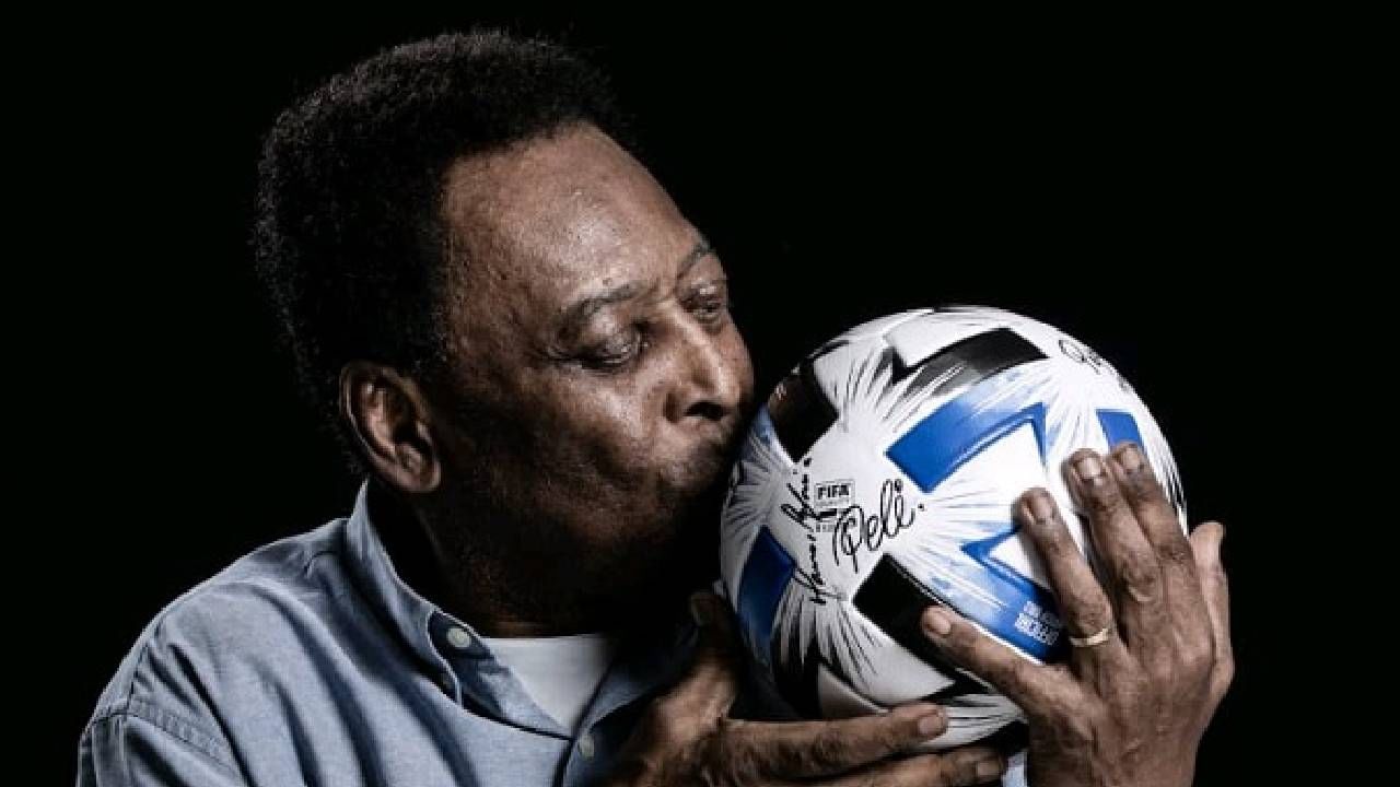 Pele dies : जगावर अधिराज्य गाजवणारे फुटबॉलचे जादूगार पेले यांचं निधन; कर्करोगाशी झुंज संपली