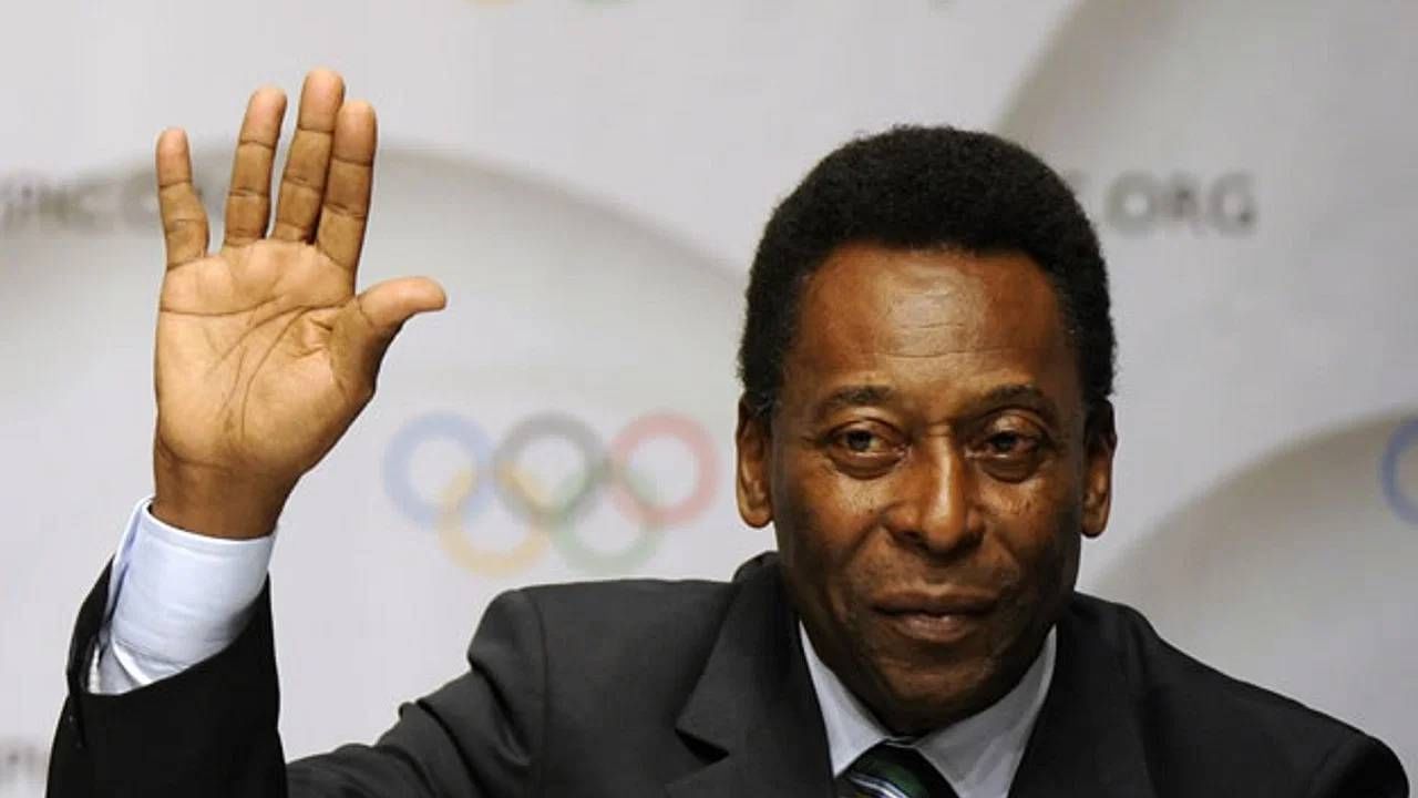 Pele dies : चहाच्या दुकानावर काम करणारं प्वॉर कसं बनलं महान फुटबॉलपटू?; पेले यांची कहाणी... असा फुटबॉलपटू होणे नाही!