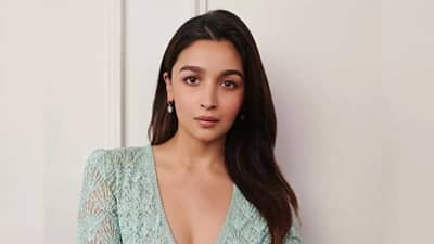 Alia Bhatt | बॉयकॉट बॉलिवूडवर अखेर आलिया भट्टने सोडलं मौन; पठाणवरून ट्रोलर्सना दिलं सडेतोड उत्तर