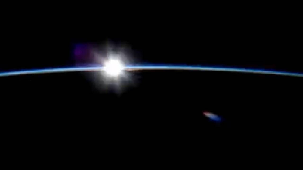 New Year 2023: अतिशय सुंदर दृश्य! अंतराळातून दिसलेला 2023 चा पहिला सूर्योदय, चुकवू नका