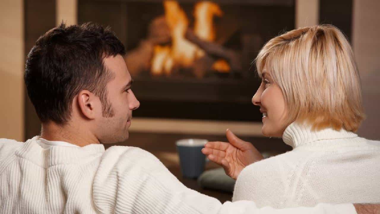 अनोळखी मुलगा-मुलगी 10 दिवस एका खोलीत बंद, बाहेर आल्यावर सर्वांना आश्चर्याचा धक्का