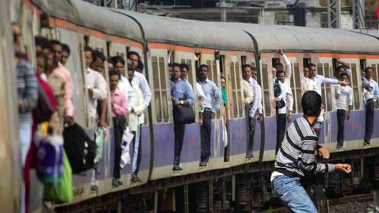 Railway Stone Pelting : रेल्वेवर दगडफेक कराल तर तुरुंगात फोडावी लागेल खडी! इतक्या वर्षांचा होईल कारावास