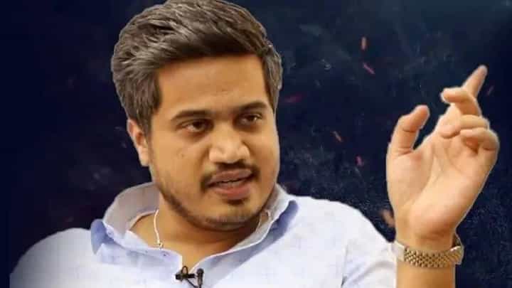 अजित पवारांबाबत भाजपनं राजकारण केलं : रोहित पवार अजित पवारांबाबत भाजपनं राजकारण केलं : रोहित पवार