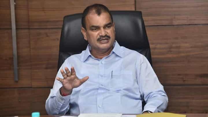 राज्यपाल यांनी केलेल्या वक्तव्यावरून लक्ष हटवण्यासाठी अजित पवार यांच्यावर टीका राज्यपाल यांनी केलेल्या वक्तव्यावरून लक्ष हटवण्यासाठी अजित पवार यांच्यावर टीका