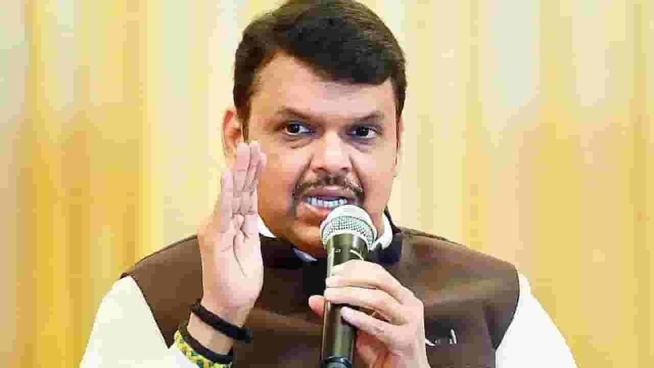 एकच जाणते राजे, ते म्हणजे छत्रपती शिवाजी महाराज : फडणवीस एकच जाणते राजे, ते म्हणजे छत्रपती शिवाजी महाराज : फडणवीस