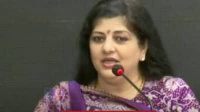 माझा नवरा सोबत आला आहे कापूनचं टाकते त्याला, शर्मिला ठाकरे असं का म्हणाल्यात?