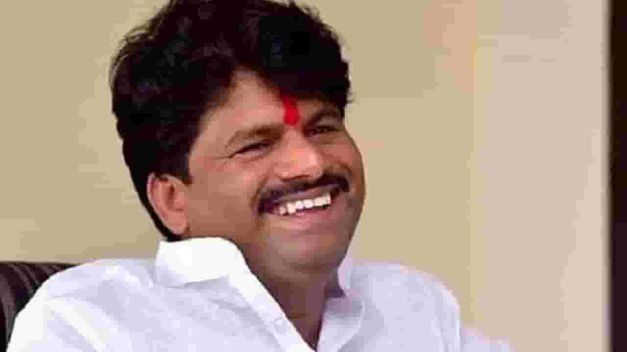 video : मुळ मालक ब्रह्मानंद पडळकर; आम्ही फक्त अतिक्रमण काढलं : गोपीचंद पडळकर