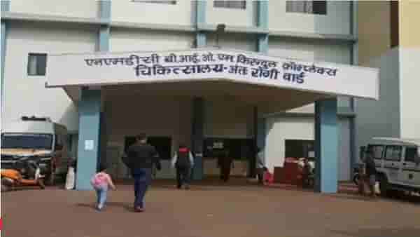 Viral News: गावठी कोंबडीची अंडी खाल्ल्याने गावकरी आजारी, रुग्णालयात गर्दी, मग...