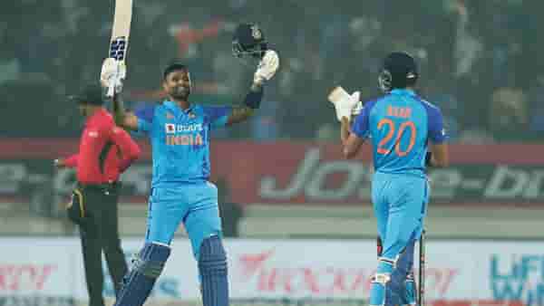 Suryakumar Yadav : 6,6,6,6,6,6,6,6,6 सूर्याचा तडाखा, अशी कामगिरी करणारा दुसरा भारतीय