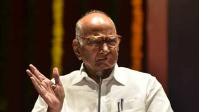 कोश्यारी यांच्या वादग्रस्त विधानांवर शरद पवार यांचं भाष्य, आधीच्या राज्यपालांचा दिला दाखला...