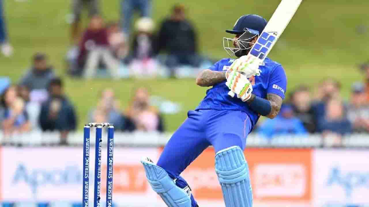 Suryakumar Yadav Century: आपलं ठरलय! बॉल कुठेही टाका राव, सूर्याने श्रीलंकेच्या कुठल्या बॉलरला किती धुतलं? VIDEO