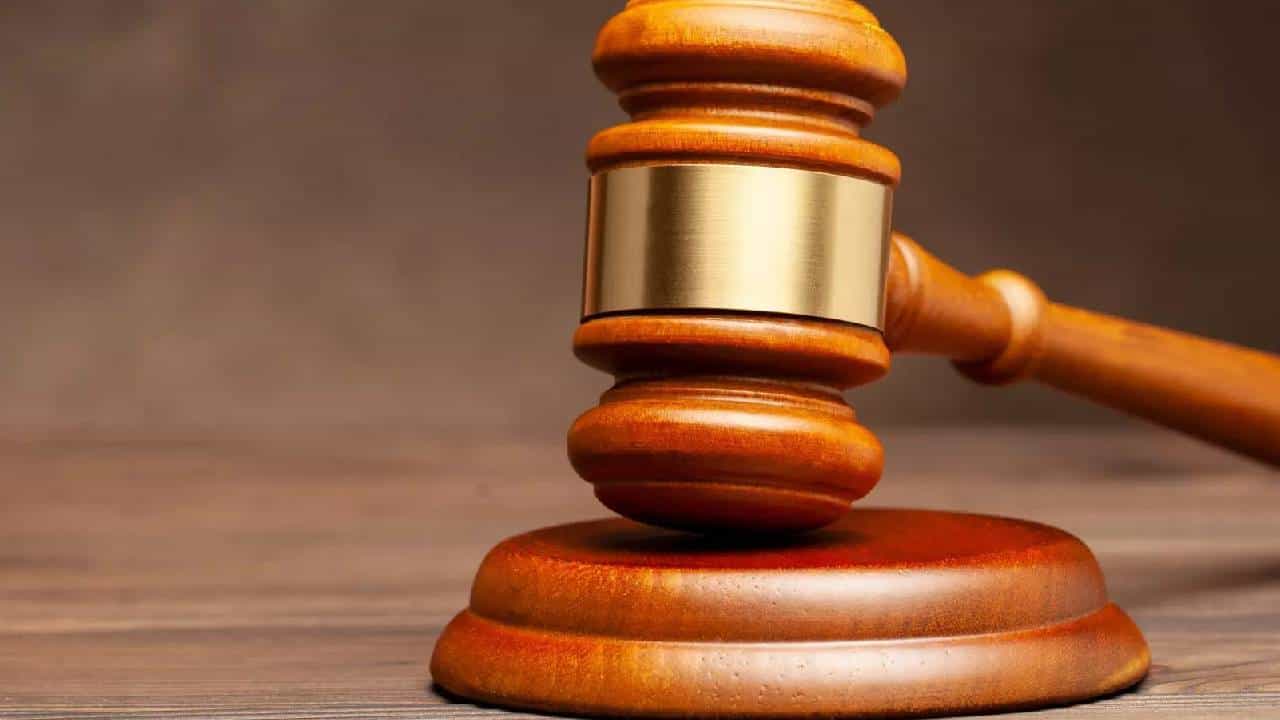 आजपासून न्यायालयांमध्ये ई-फायलिंग द्वारे कामकाजाला सुरुवात आजपासून न्यायालयांमध्ये ई-फायलिंग द्वारे कामकाजाला सुरुवात