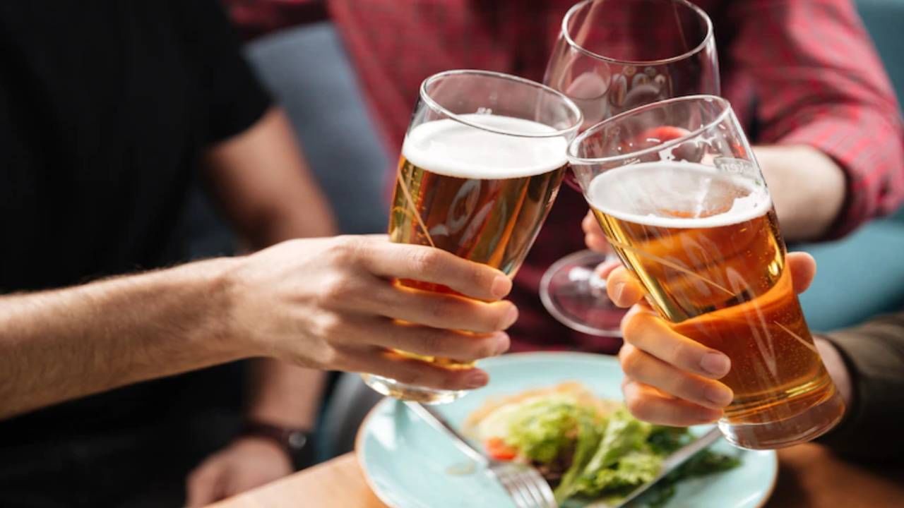 Alcohol consumption: जास्त प्या किंवा थोडी, दारू पिणे ठरते जीवघेणे, WHOचा इशारा