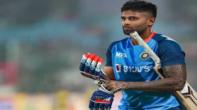 IndvsAus : सूर्यकुमार यादव याने दुसऱ्या कसोटीआधी सांगितलं त्याच्या प्रतिस्पर्ध्याचं नाव, पाहा कोण आहे?