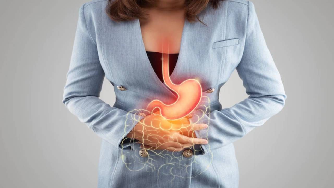Ayurvedic Home Remedies: ॲसिडिटीचा त्रास कमी करण्यासाठी करून पहा हे घरगुती उपाय Ayurvedic Home Remedies: ॲसिडिटीचा त्रास कमी करण्यासाठी करून पहा हे घरगुती उपाय