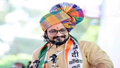 खासदार अमोल कोल्हे यांची नाराजी काय? राष्ट्रवादी कॉंग्रेसच्या बैठकीला उपस्थित न राहण्याबद्दल कोल्हे यांची भूमिका काय?