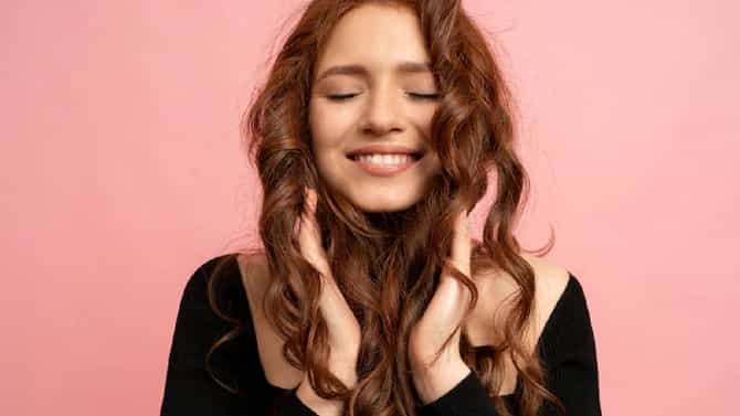 Hair Care: या भाज्या आणि फळं खाल्ली तर वेगाने वाढतील तुमचे केस
