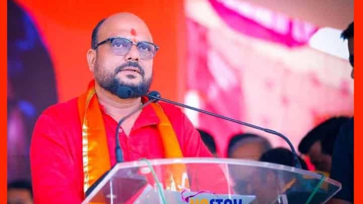 Gulabrao Patil : मला त्यावर बोलायचं नाही; गुलाबराव पाटील उद्धव ठाकरेंबद्दल असं का म्हणाले? Gulabrao Patil : मला त्यावर बोलायचं नाही; गुलाबराव पाटील उद्धव ठाकरेंबद्दल असं का म्हणाले?