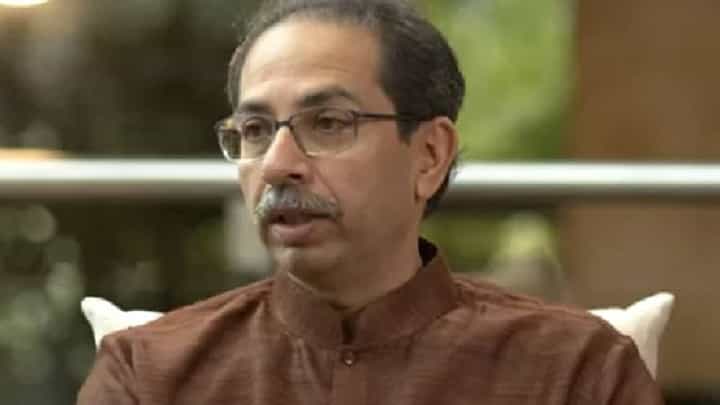 ठाकरे गटाला ‘या’ जिल्ह्यातही मोठा धक्का, माजी आमदाराचं संचालकपद गेलं; काय आहे कारण? ठाकरे गटाला ‘या’ जिल्ह्यातही मोठा धक्का, माजी आमदाराचं संचालकपद गेलं; काय आहे कारण?
