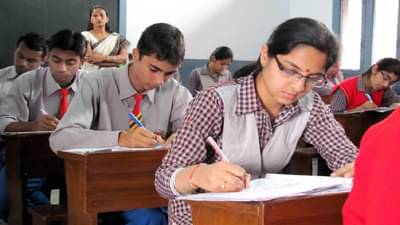 परीक्षेत होणारी कॉपी कशी थांबवायची ते सांगा...परीक्षेपूर्वी बोर्डाने ठेवली स्पर्धा! तुम्हालाच मागितली आयडिया