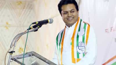 अमित देशमुख यांचा टोला कुणाला? मला घरी या म्हणता, मी म्हणतो तुम्ही स्वघरी..