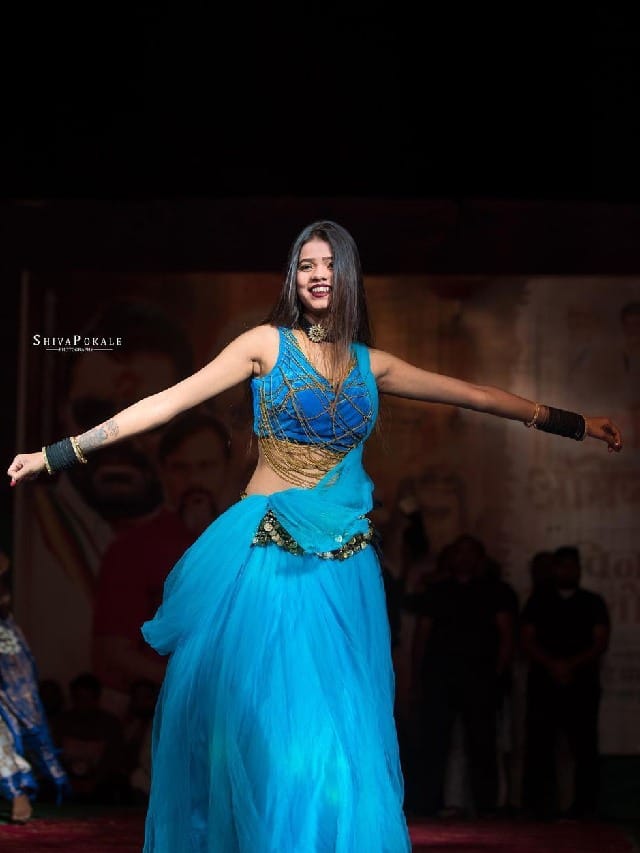 Sandhya dance video : गौतमीला तोड, सबसे हटके संध्या के झटके, व्हिडीओ ...