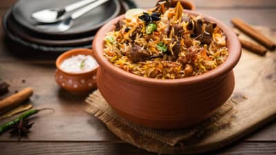 तुम्हालाही बिर्याणी खायला आवडते का ? जाणून घ्या बिर्याणी खाण्याचे फायदे, संशोधन काय सांगतं ?