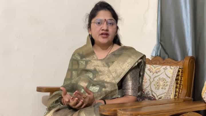 कुणाचा कुणाला पाठिंबा? शुभांगी पाटील म्हणतात, सांगायला गेले तर... कुणाचा कुणाला पाठिंबा? शुभांगी पाटील म्हणतात, सांगायला गेले तर...