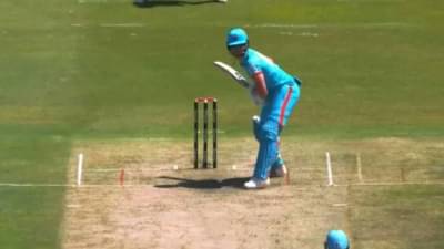 VIDEO: RCB ने ज्याच्यासाठी कोट्यवधी मोजले, त्याने केली बॉलर्सची दुर्दशा, चोप, चोप, चोपलं